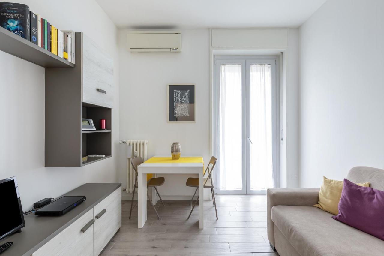 Piazza De Angeli M1 Comfortable Flat With Balcony Mailand Exterior foto