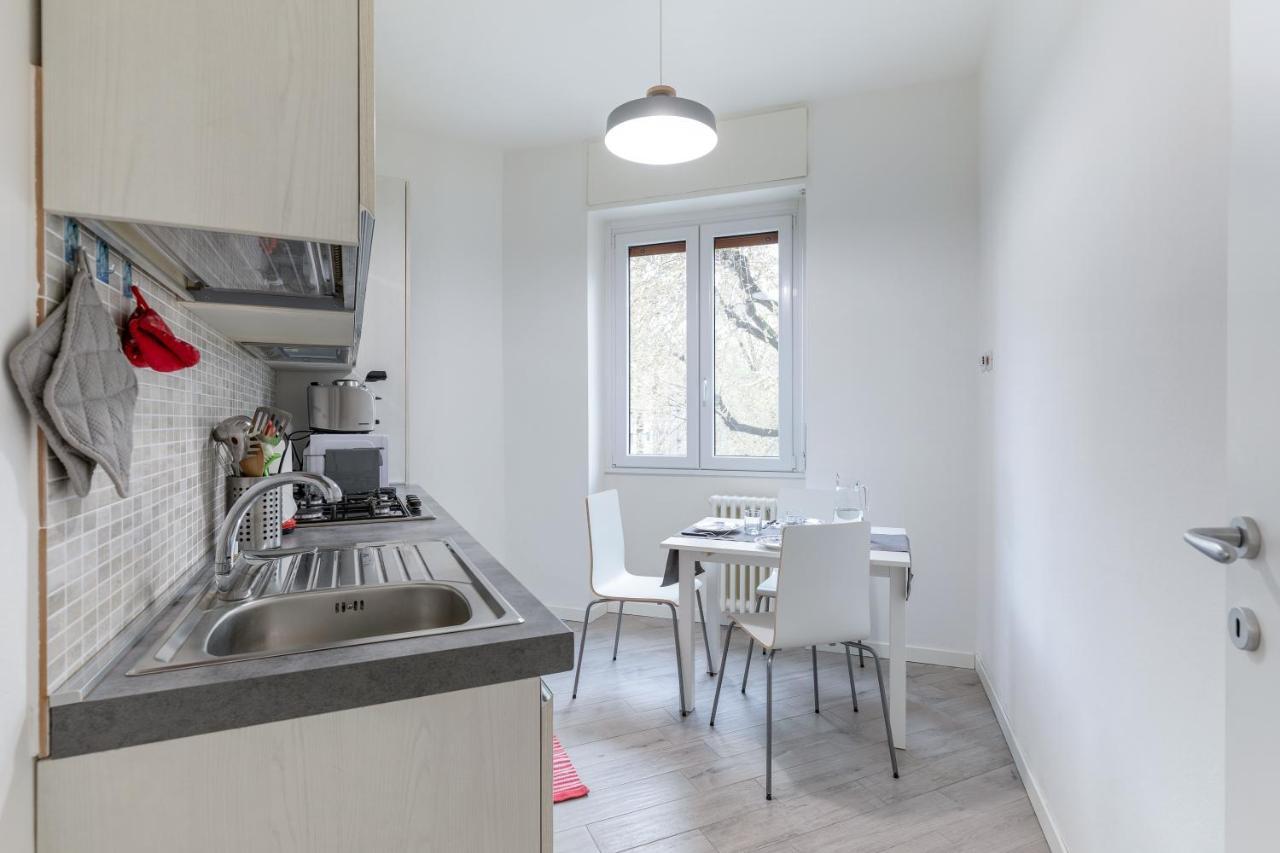 Piazza De Angeli M1 Comfortable Flat With Balcony Mailand Exterior foto