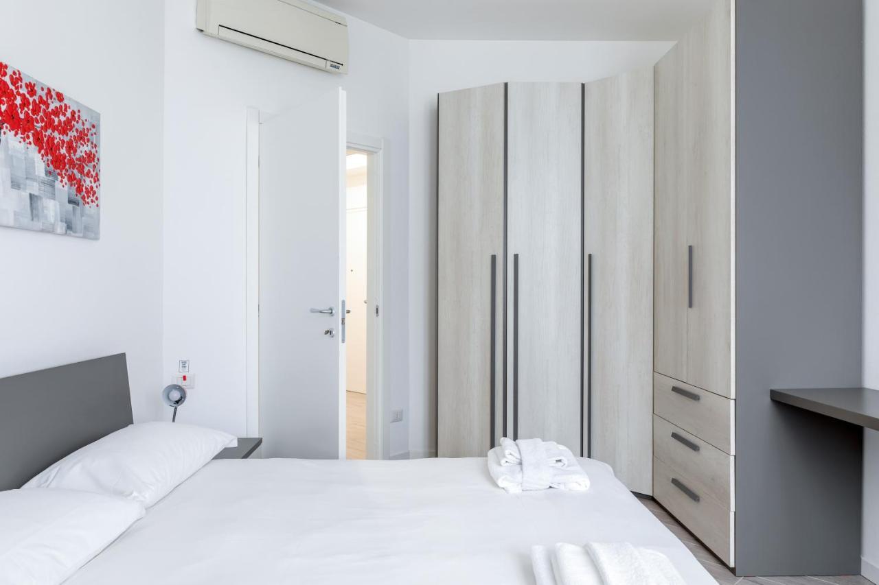 Piazza De Angeli M1 Comfortable Flat With Balcony Mailand Exterior foto
